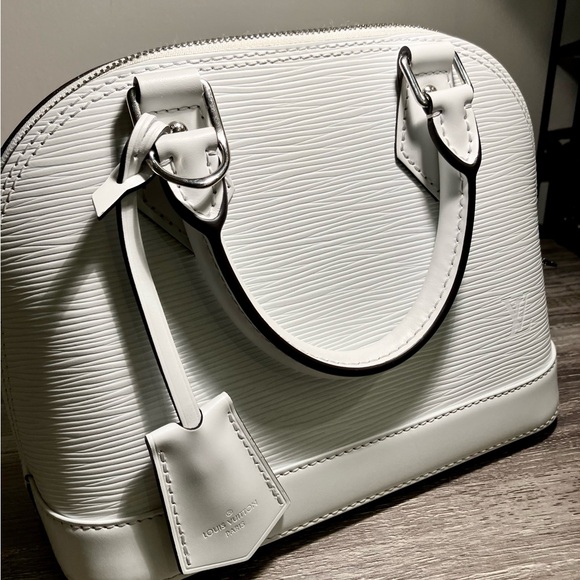 Vintage White LV bag in excellent condition never used - Picture 6 of 7